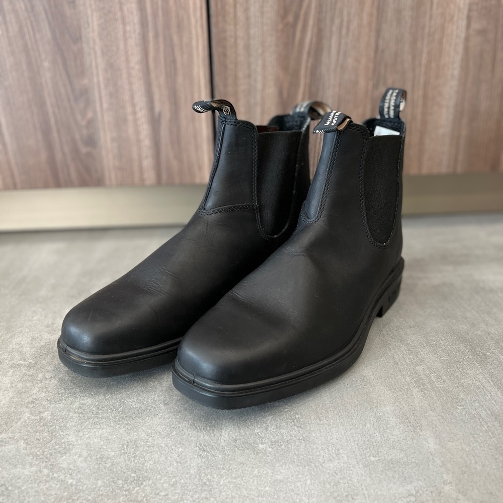 Blundstones Black Dress Boots used US Size 10 AU size 9